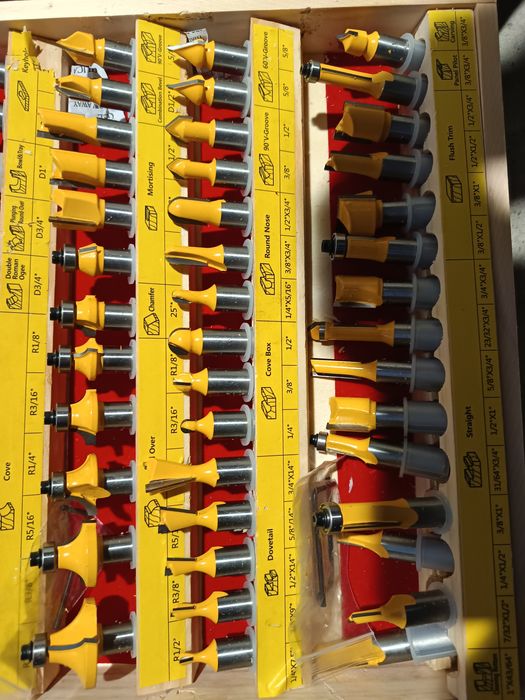 Set Freze pt ober set  de 70 buc freze pt lemn include și penseta de 1