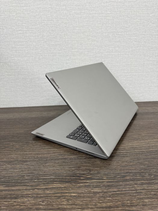 12-Го Поколения Lenovo Ryzen-3 (Аналог intel Core i5) 17.3 Дисплей!