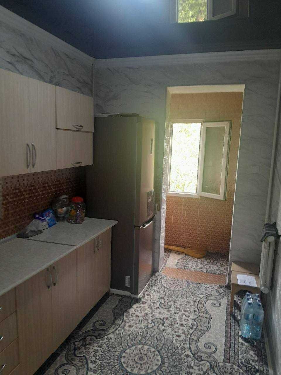 СРОЧНО Тинчлик метро олдидан 3 хонали 70м2 квартира сотилади