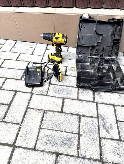 Bormasina filetanta Stanley 18v