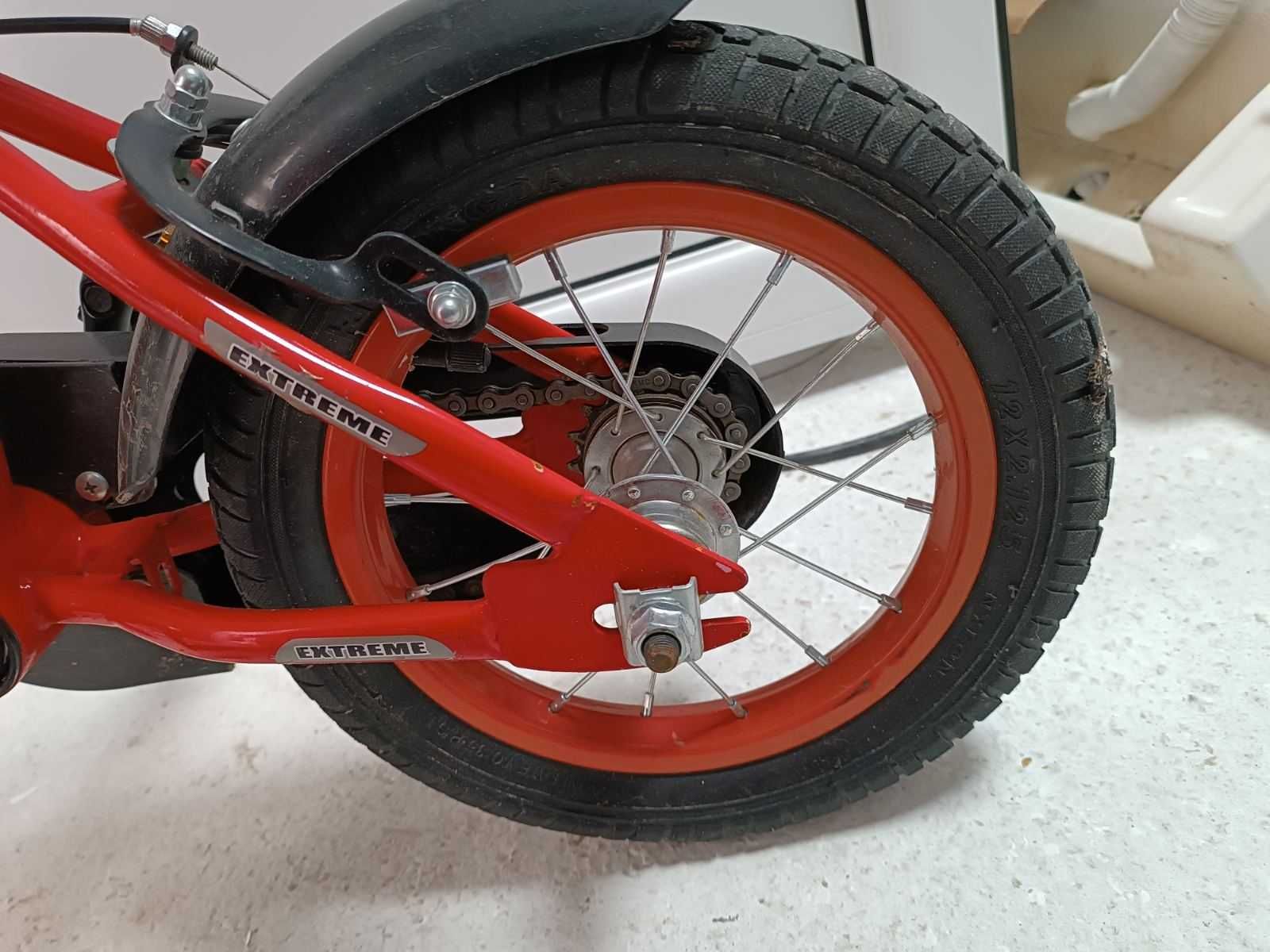 Детско колело 12'' с помощни колела