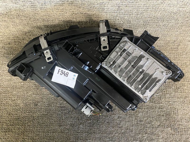 Mercedes B class 2016/2018 w246 Performance Far lampa Original F947-F9