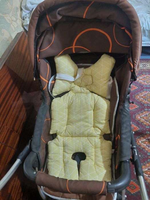 Детская коляска.