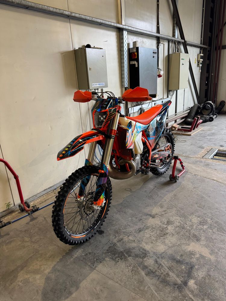 Vand KTM XC 300 TPI SiX DAYS 2021