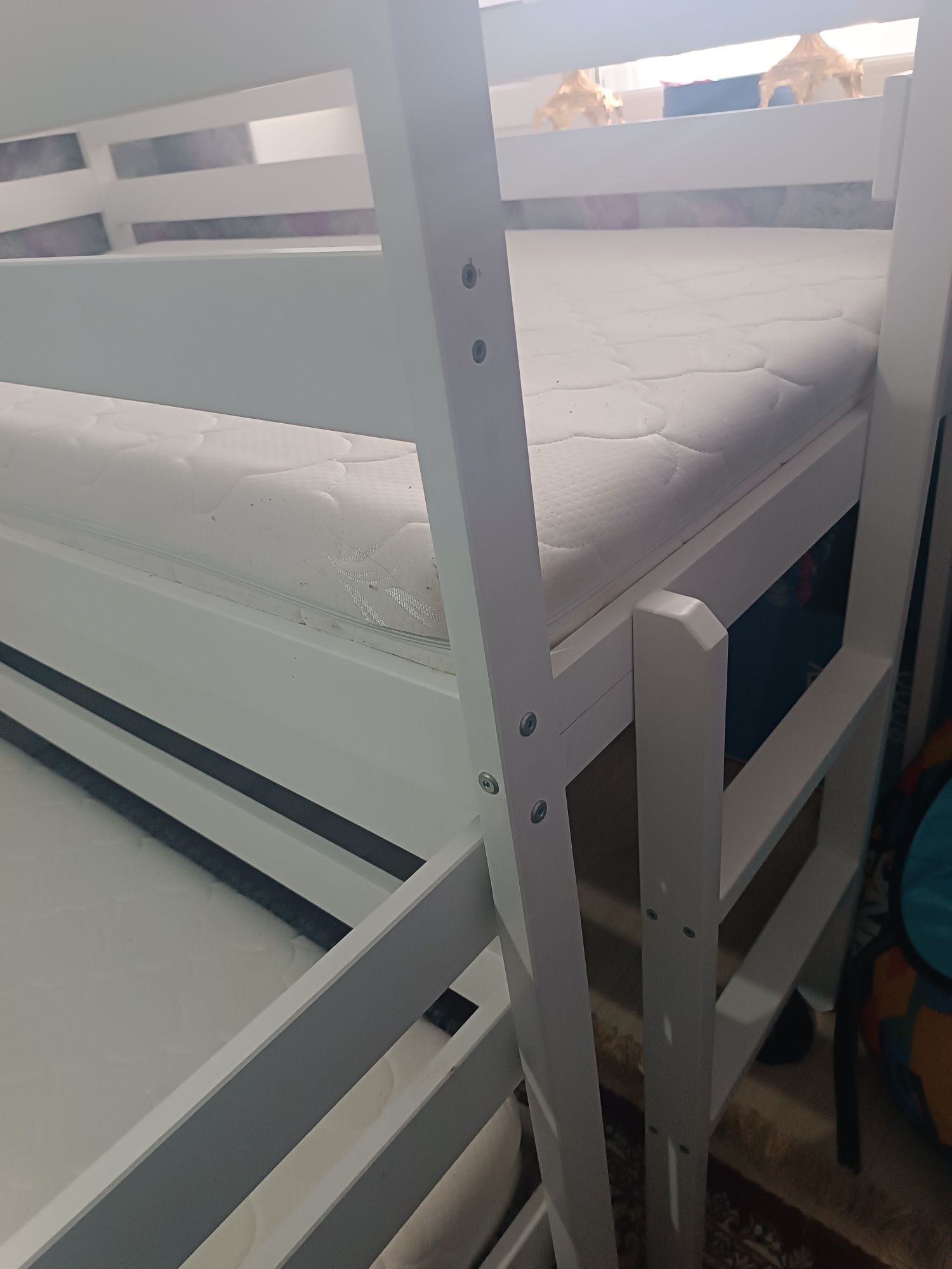 Продам двухъярусную кровать