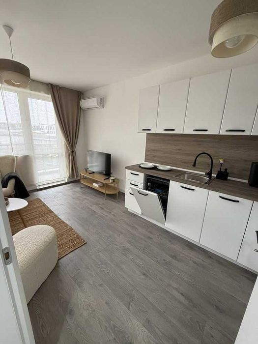 Дава се под наем Двустаен апартамент в Пловдив, Южен - 55 кв.м за 375 € - Снимка #9