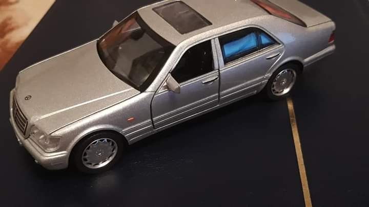 Vand macheta NOUA Mercedes S Class W140,