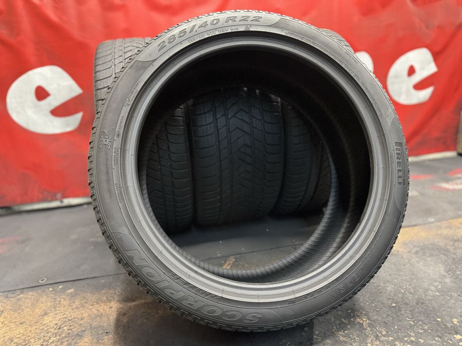 285 40 22/325 35 22, Зимни гуми, Спорт пакет, Pirelli ScorpionWinter