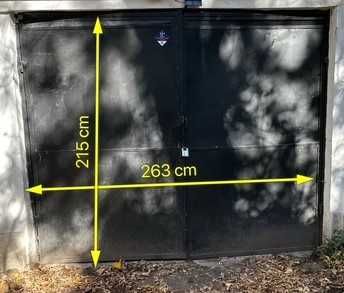 Две метални крила за външна гаражна врата