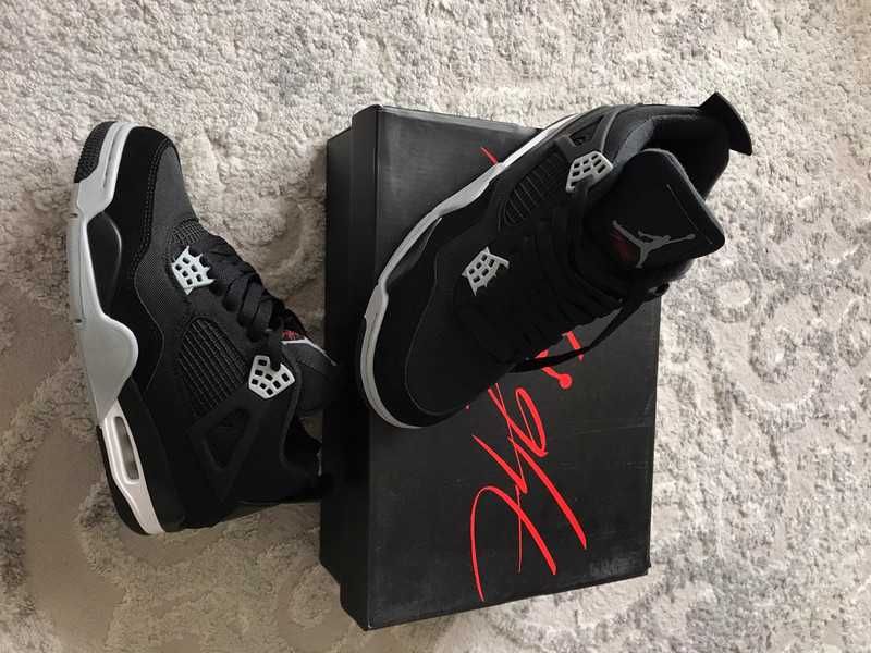 Jordan 4 Black Canvas, marime 10US (44 EU), stare 9.5/10