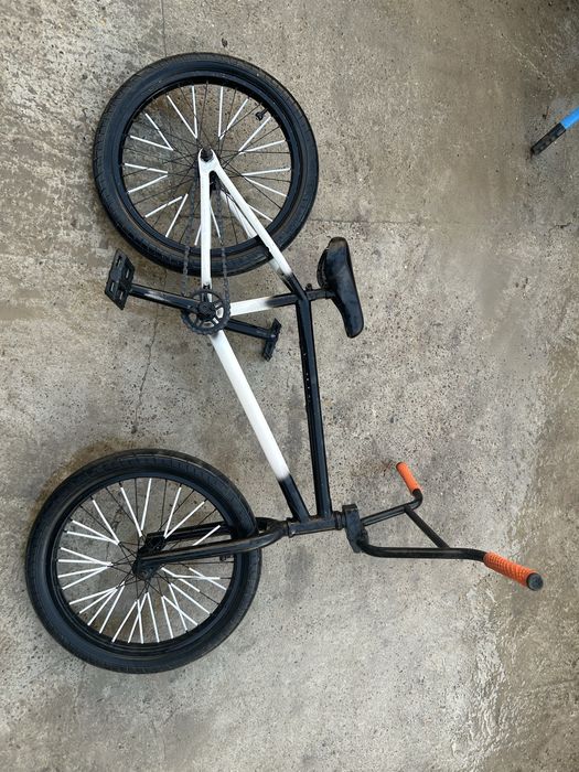 Vand BMX radio in stare foarte buna