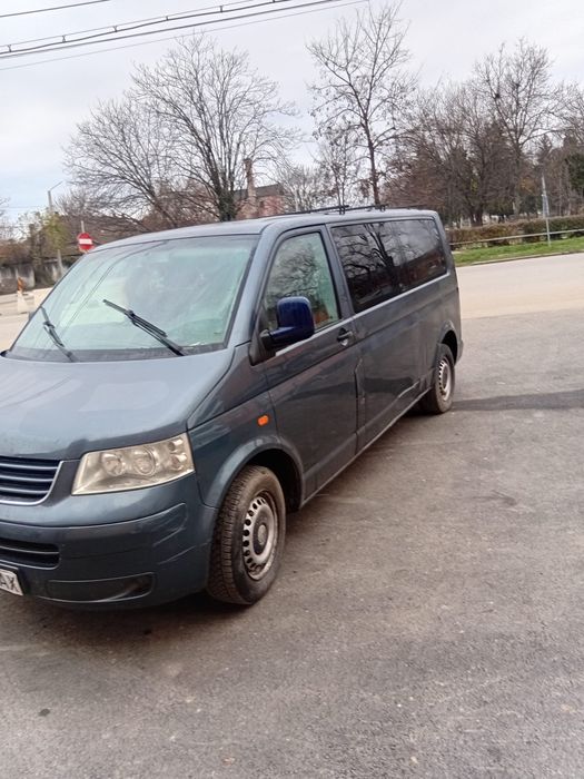 Wv  transporter t5 8+1