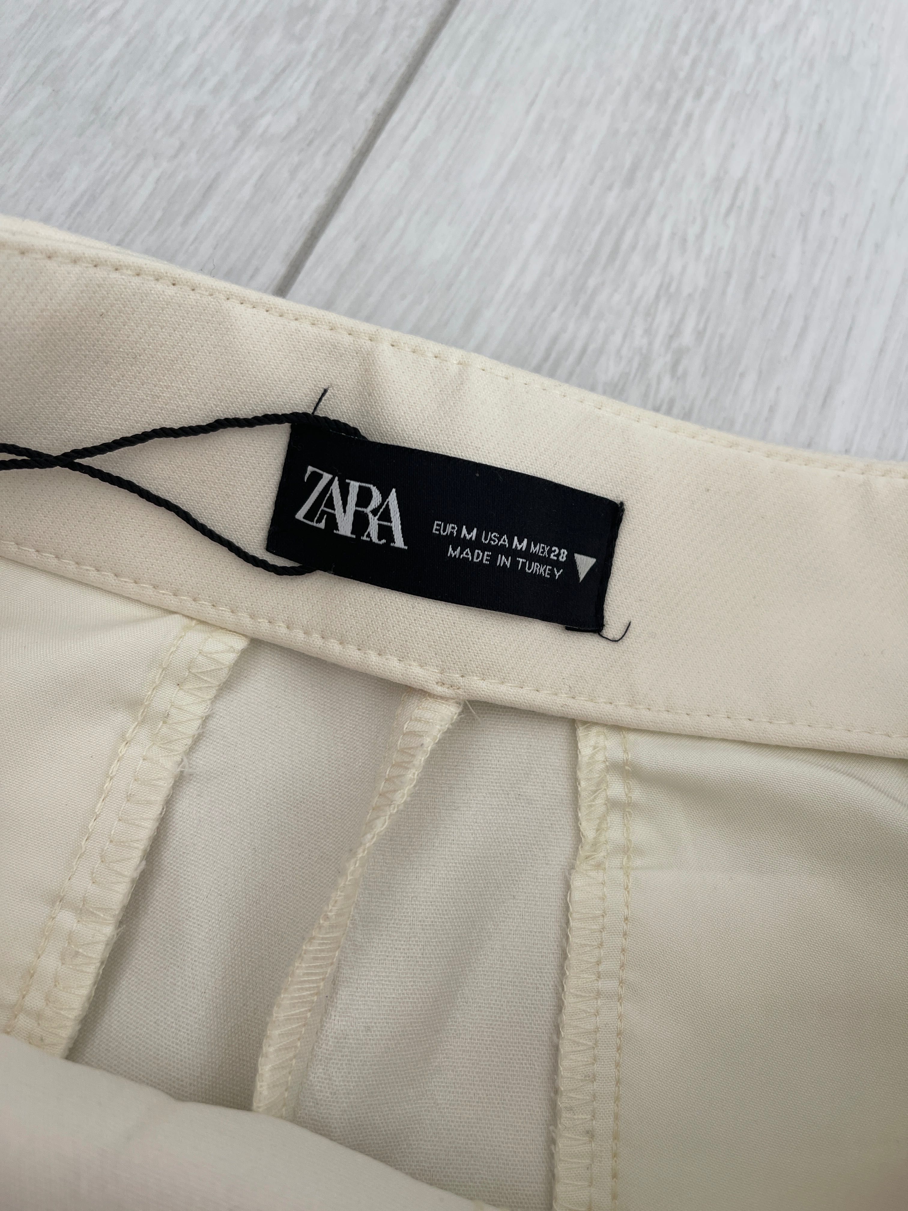 Дамска къса пола ZARA