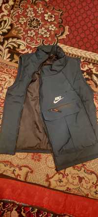 NIKE firmasidan  jaket