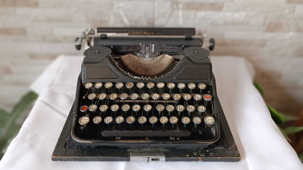 Стара пишеща машина Continental Portable - Made in Germany - 1937г.
