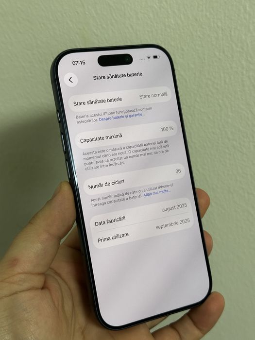 iPhone 17 Pro Deep Blue 256GB - Impecabil