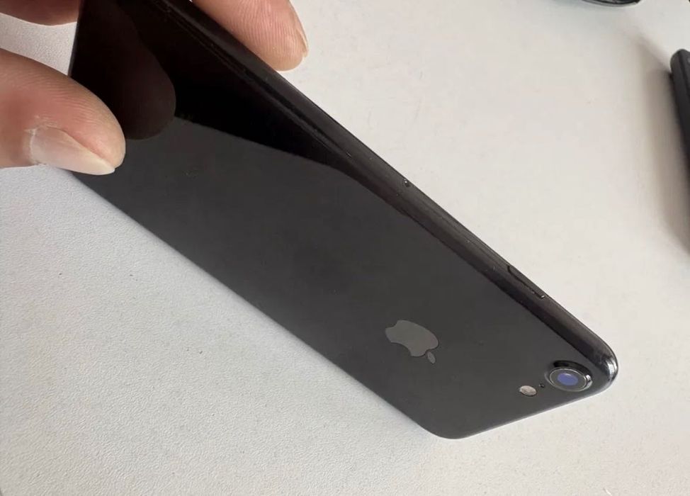 iPhone 7 и Iphone 6s 32GB, 100% батерия - Като НОВИ!