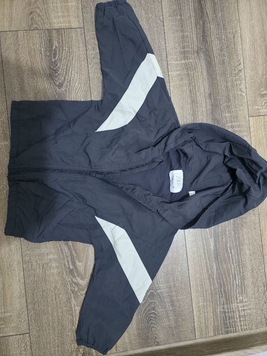 Vand jacheta Zara mărimea 98 impecabilă