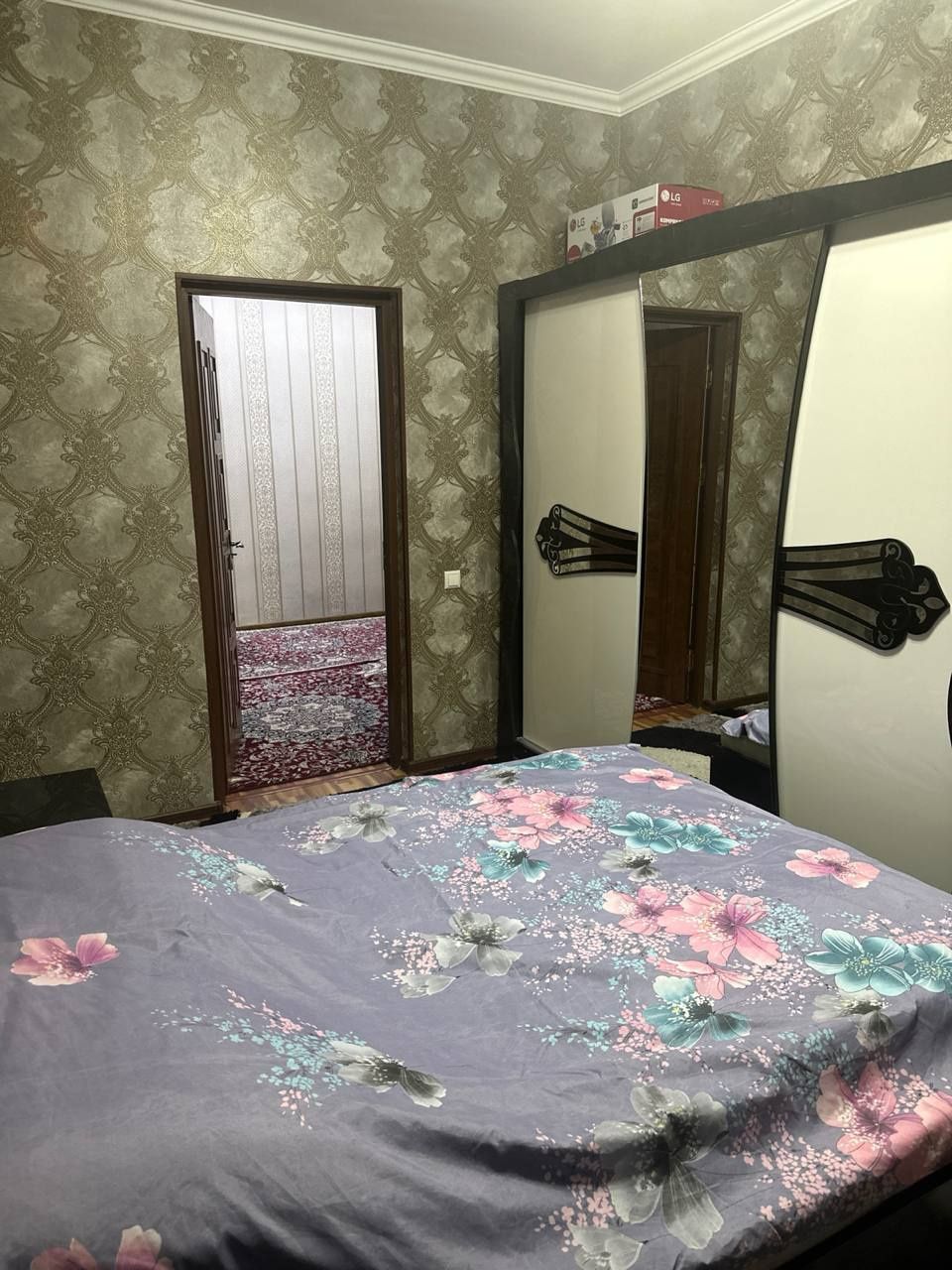 2 honalik hovli .ijaraga beriladi  Arintr  Mir elektronika dukoni yoni