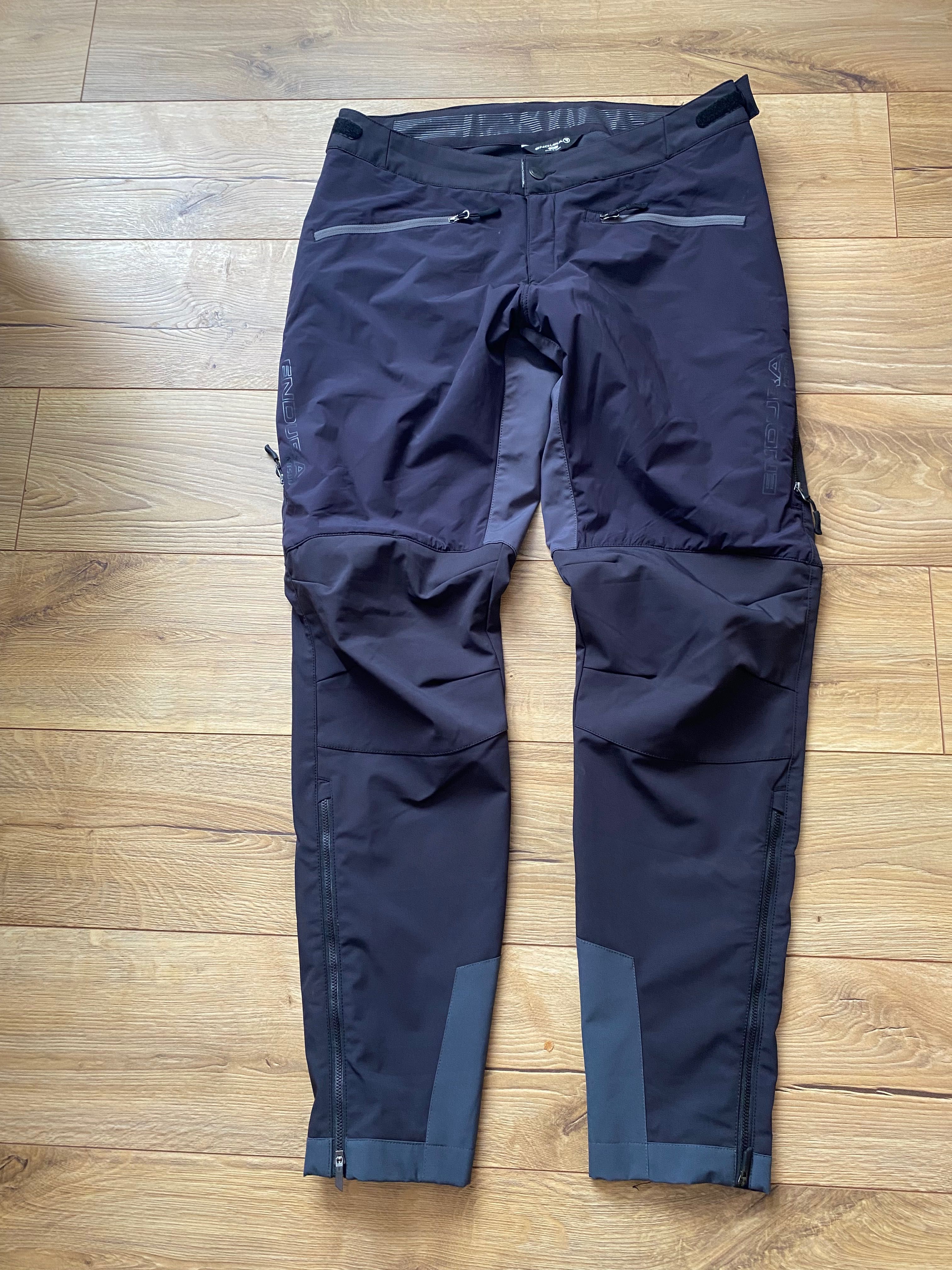 ENDURA MT500-pantaloni sport MTB , stare impecabila, de barbati XL