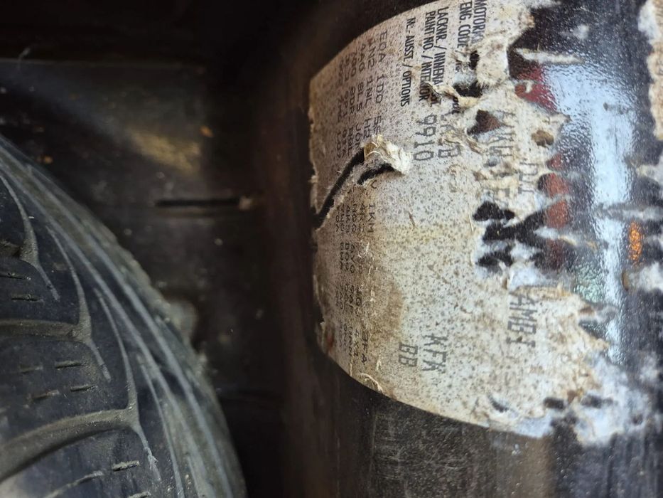 Dezmembram  SKODA FABIA 2 1.6D 2011