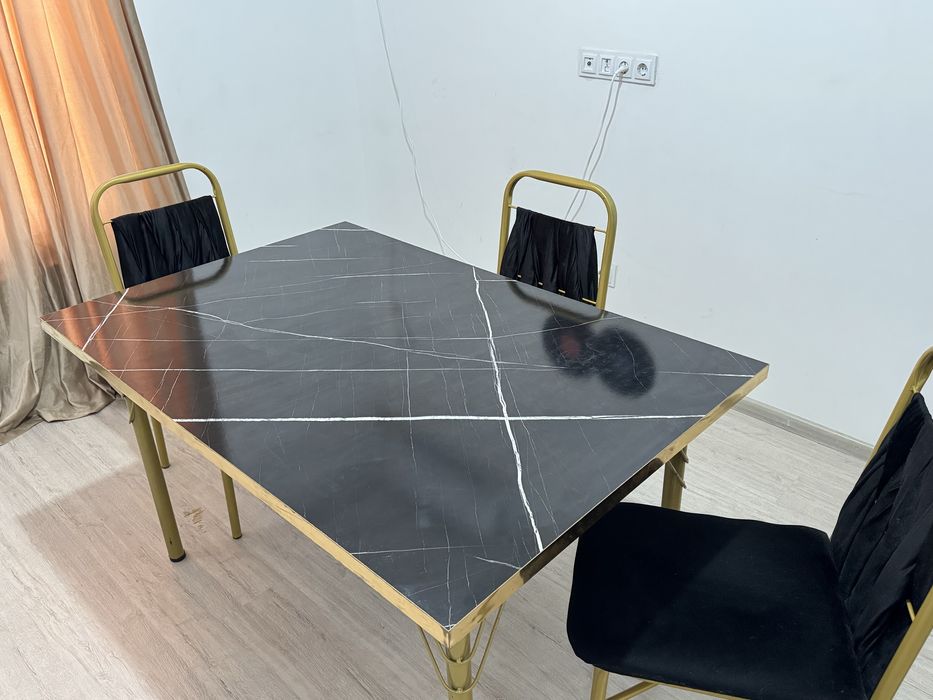 stol stul mebel sotiladi