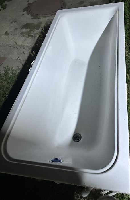 Продам ванну б/у