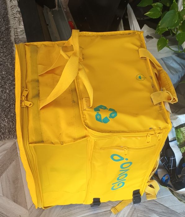 Geanta Glovo noua