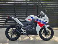 Honda CBR 125 2015 (A1 - 16 ani , yzf,cbr,duke,ninja,mt)
