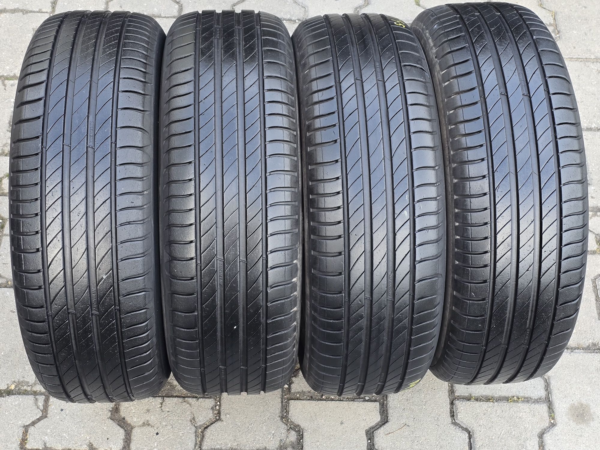 185 60 15 Michelin