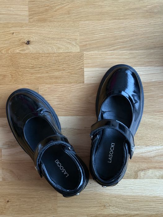 Детски лачени обувки 31 номер CCC