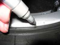 Автомобильный маркер для подкраски колесных дисков