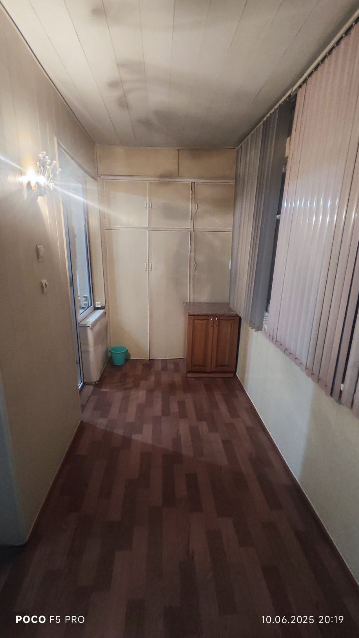 Продам 4х комнатную квартиру
