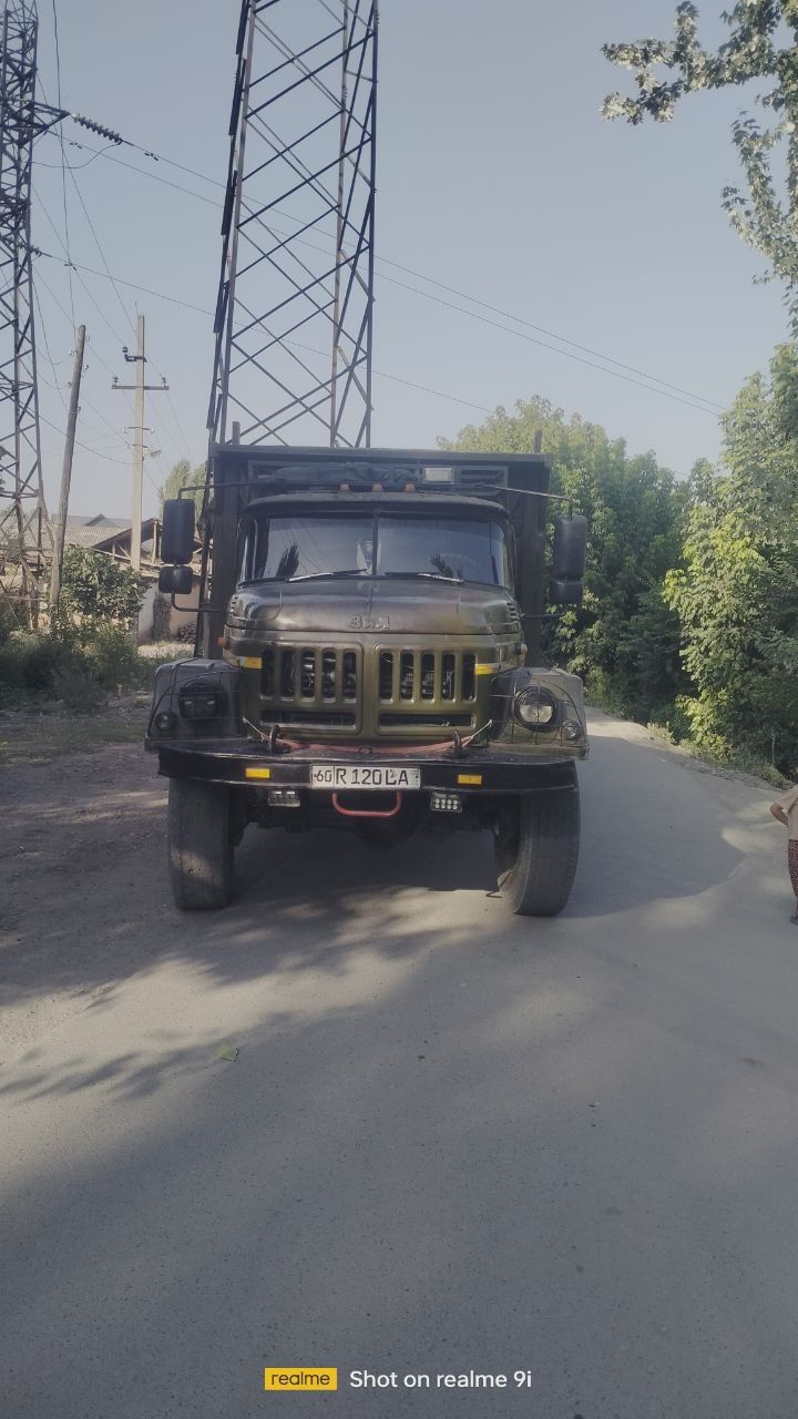 Zil 131 sotiladi