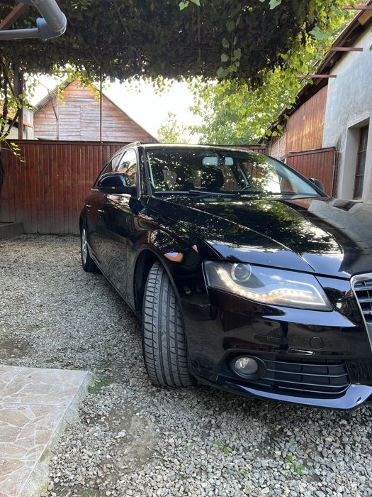 Audi A4 B8 2.0 143 cp