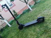 Vând trotineta electrica Xiaomi Mi PRO 2