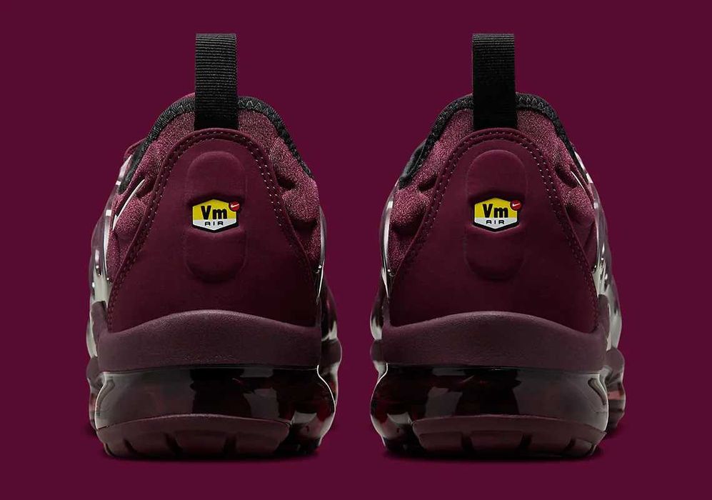 Vapormax Plus Maroon NIKE Bestseller
