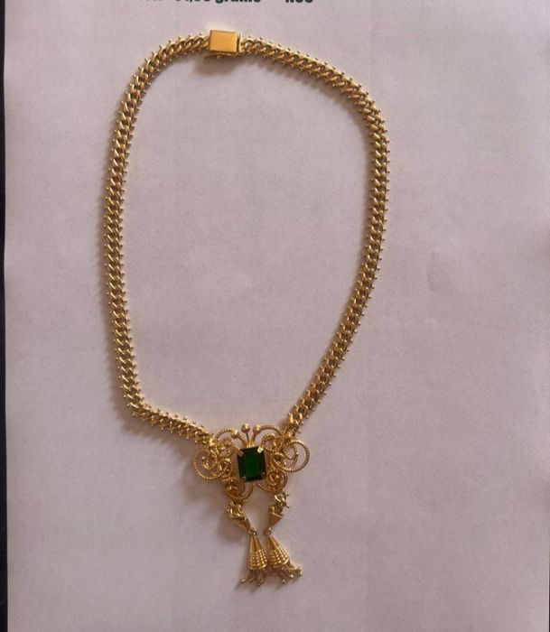 Colier aur 18K cu smarald verde