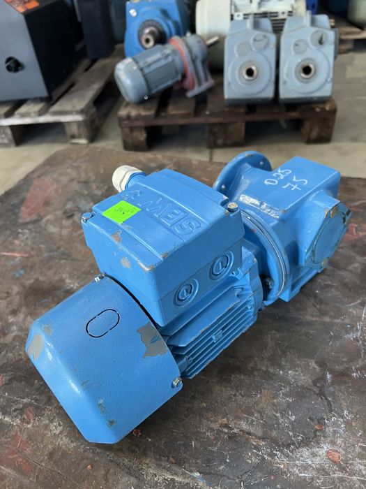 Мотор-редуктор SEW Eurodrive