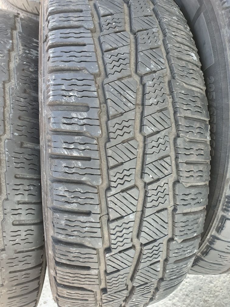 Гуми за микробус 205 65 16 C / 215 65 16 C Michelin