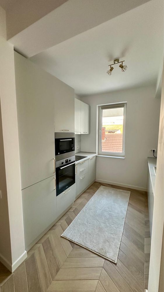 Inchiriez apartament ultracentral Oradea