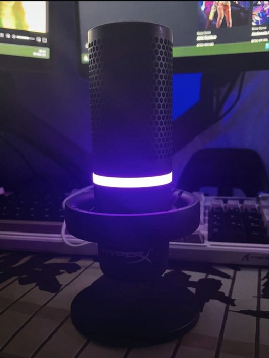 Microfon Hyperx Duocast in stare foarte buna