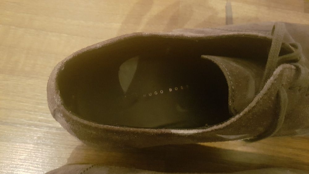 Pantofi Barbati Hugo Boss Piele intoarsa Gri Nr. 40 Originali!