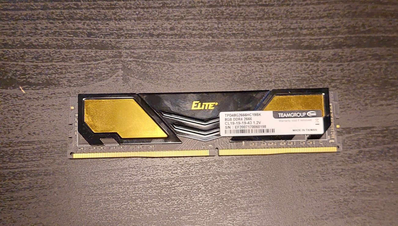 Рам памет Team Group Elite Plus 8gb DDR4 2666MHz