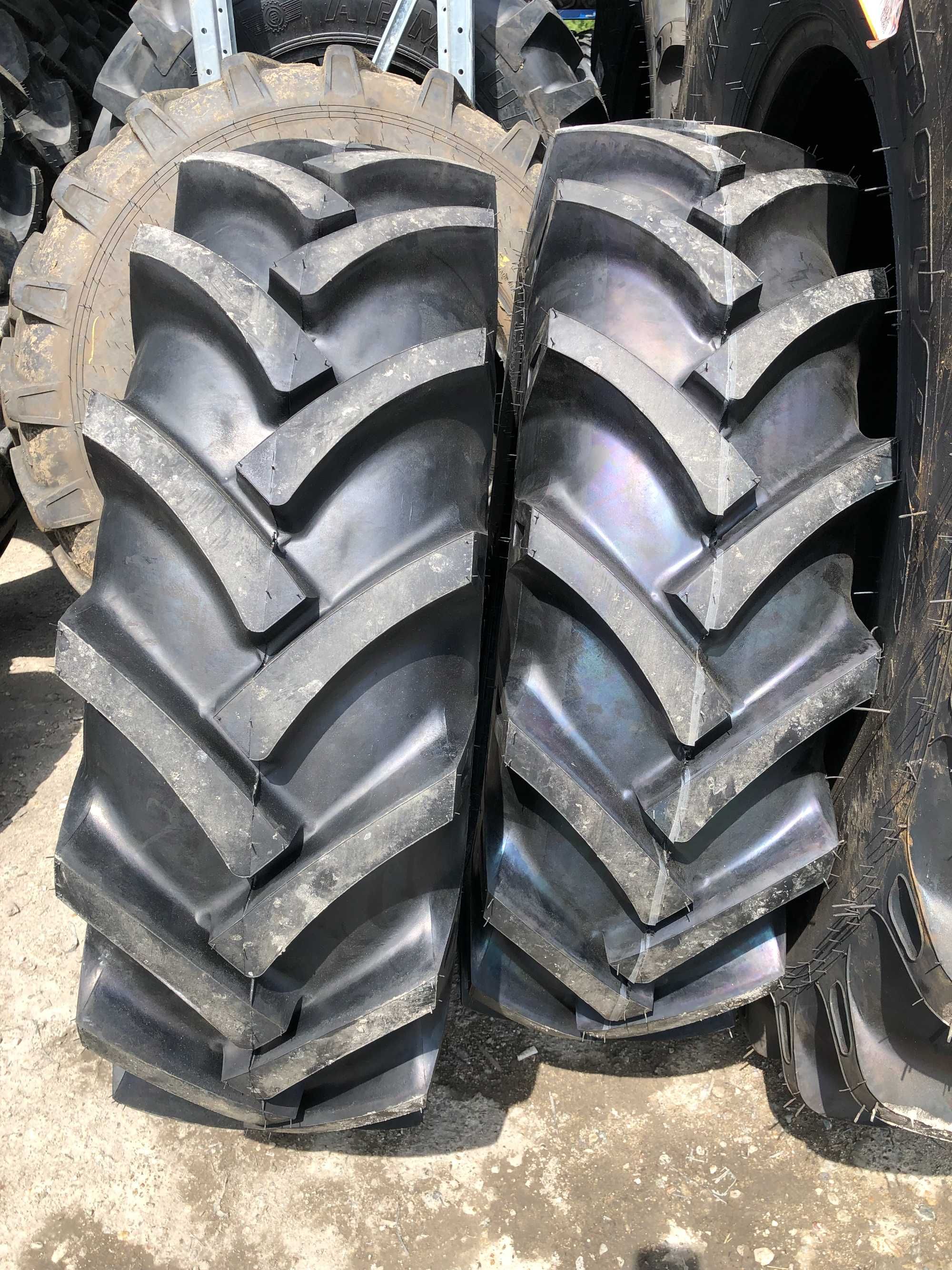 Anvelope noi 13.6-24 marca OZKA cu 8PLY cauciucuri TRACTOR