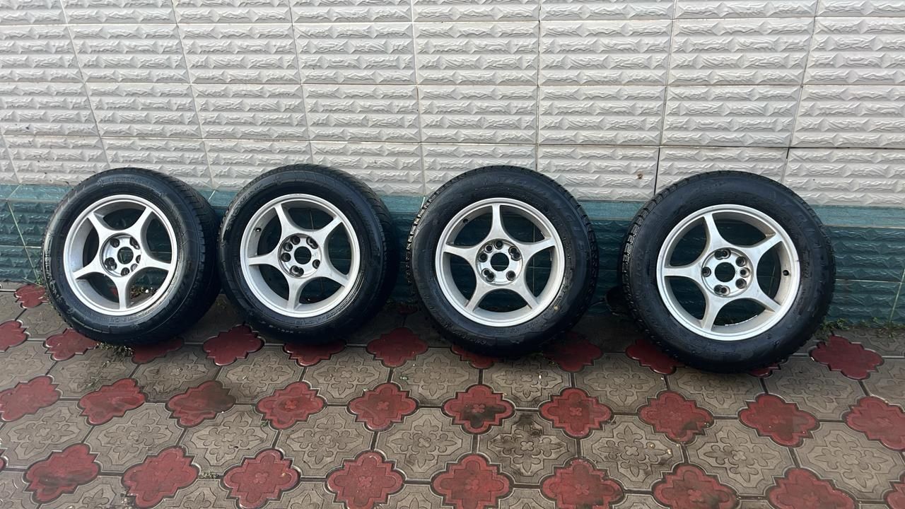 Продам диски с резиной