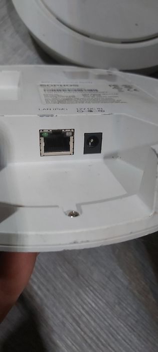 Sophos model ap 55c wireless folosite pret per buc