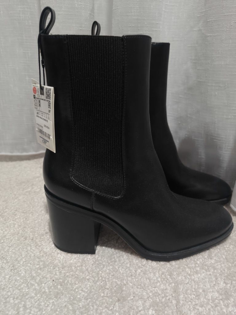 Botine/Cizme Zara negre 41