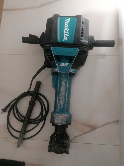 Picamar demolator Makita HM1812