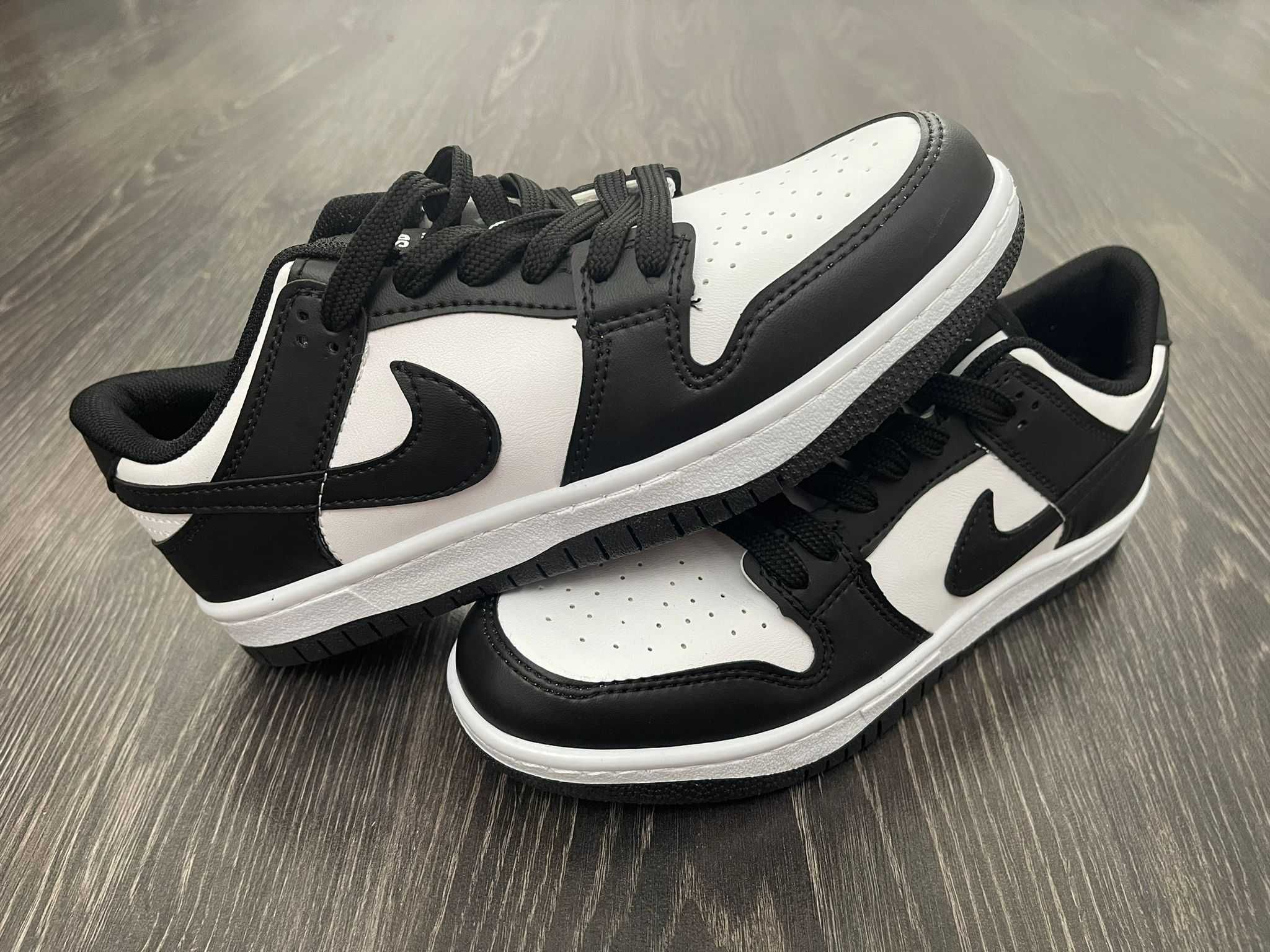 Nike Dunk Low Panda l Comozi l Full Box